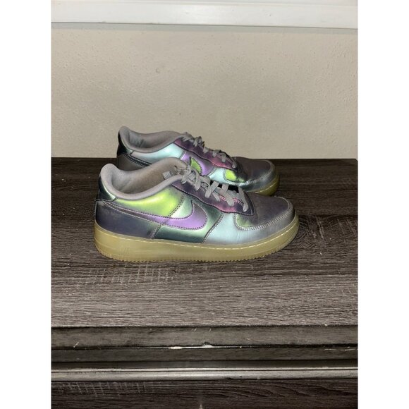 Nike Air Force 1 LV8 GS 'Iridescent Low Top Sneakers Youth Size 7 / Womens 8.5 - Picture 2 of 8